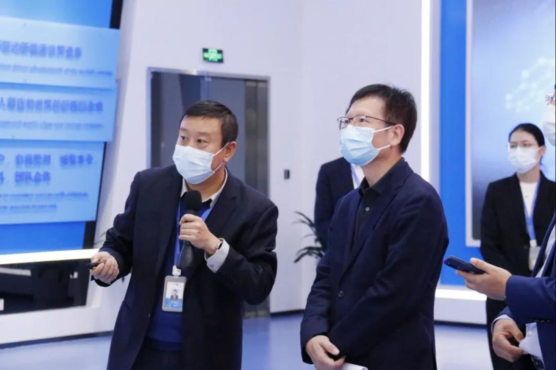 省工信廳來(lái)訪(fǎng)2.jpg 省工信廳來(lái)訪(fǎng)2.jpg